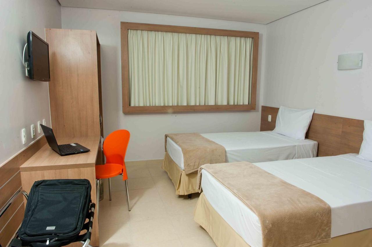 Hotel Go Inn Estacao กัวยาเนีย ภายนอก รูปภาพ
