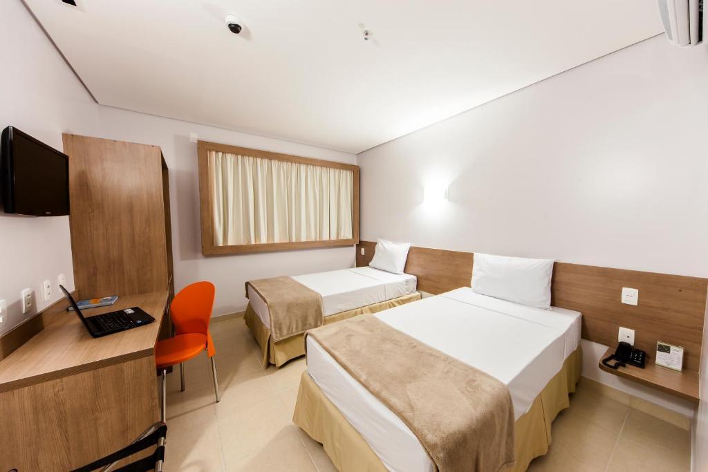 Hotel Go Inn Estacao กัวยาเนีย ภายนอก รูปภาพ